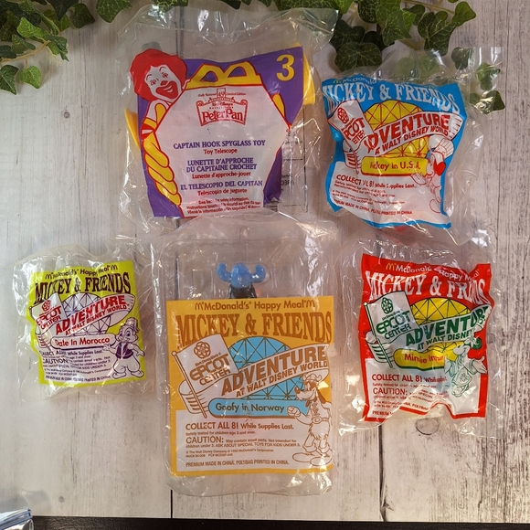 Vintage Disney McDonald's Happy Meal Toys: Mickey, Minnie, Goofy, Dale, Cpt Hook - Picture 2 of 7